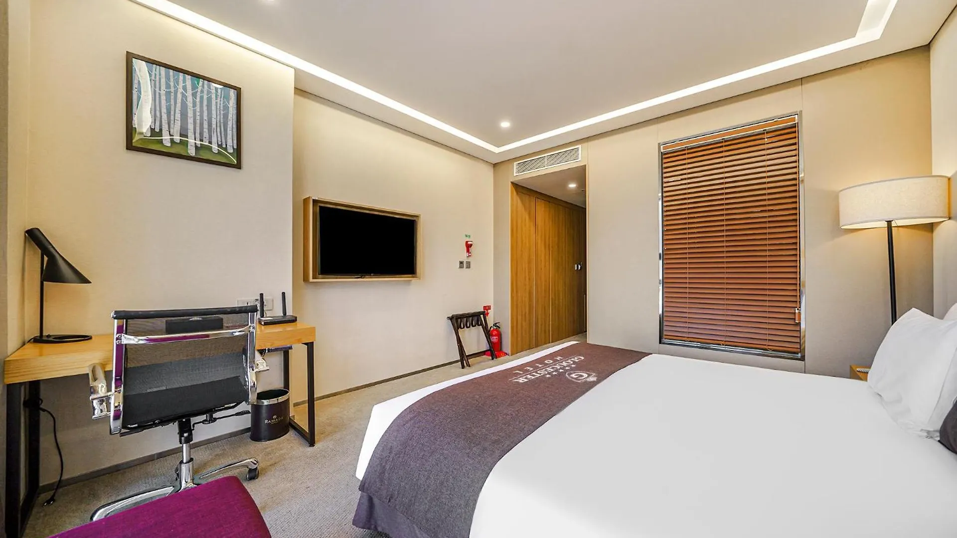 Gloucester Hotel Инчон