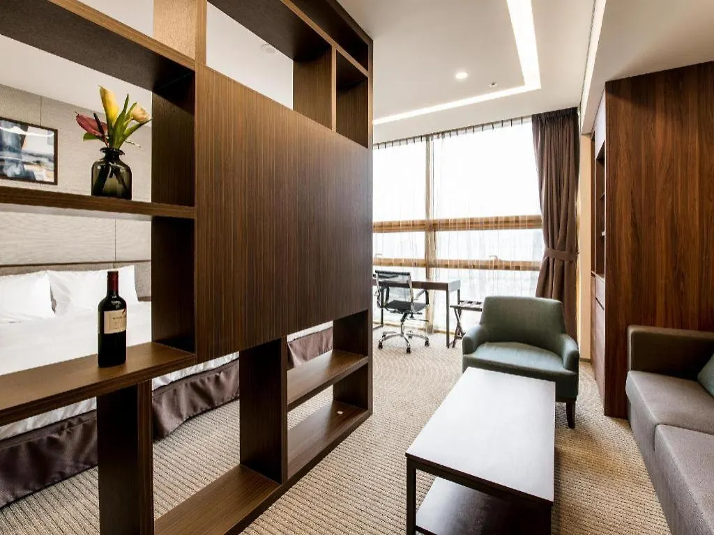 Gloucester Hotel Incheon 4*,