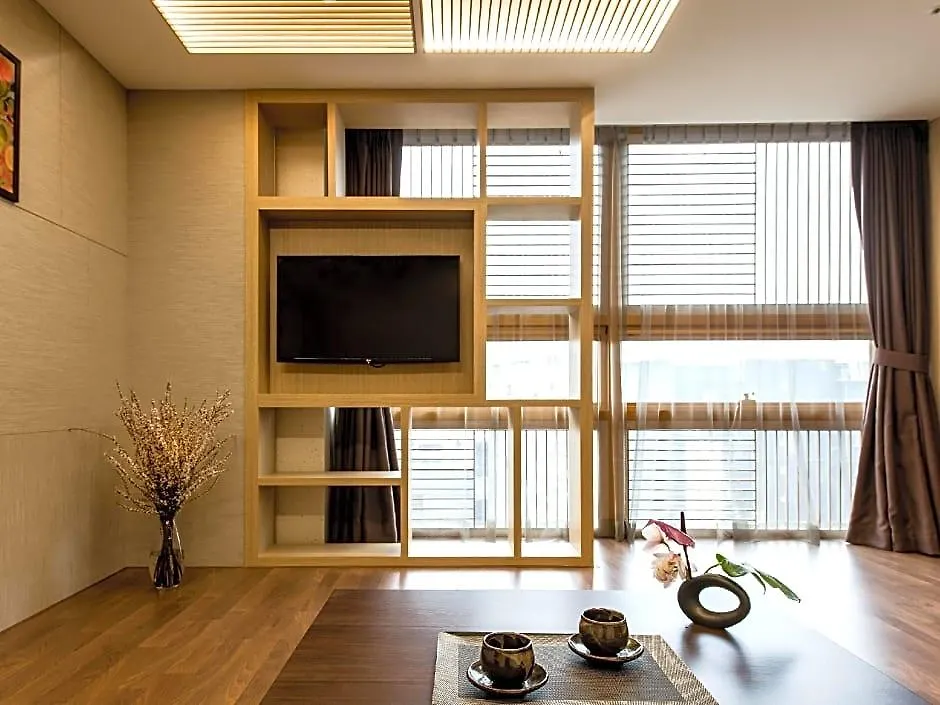Gloucester Hotel Incheon 4*,