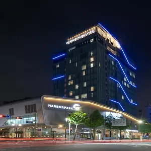 Western Harbor Park Hotel